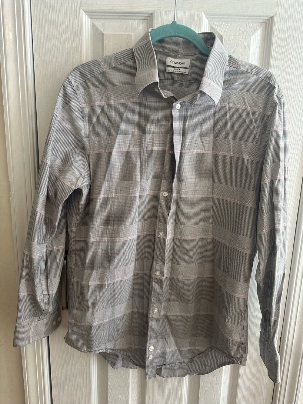 Calvin Klein Men’s Gray Plaid Button-Down Shirt Slim Fit Large